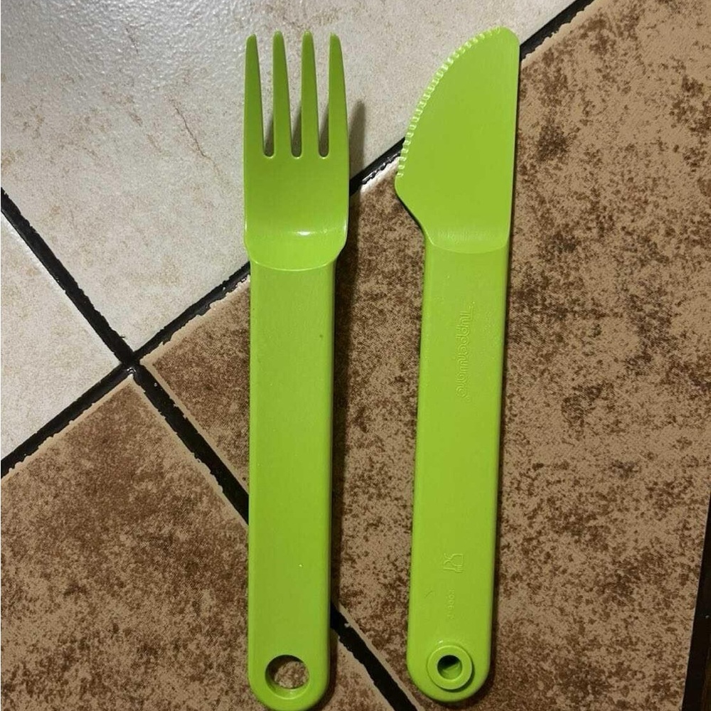 Tupperware Green Fork and Knife Set